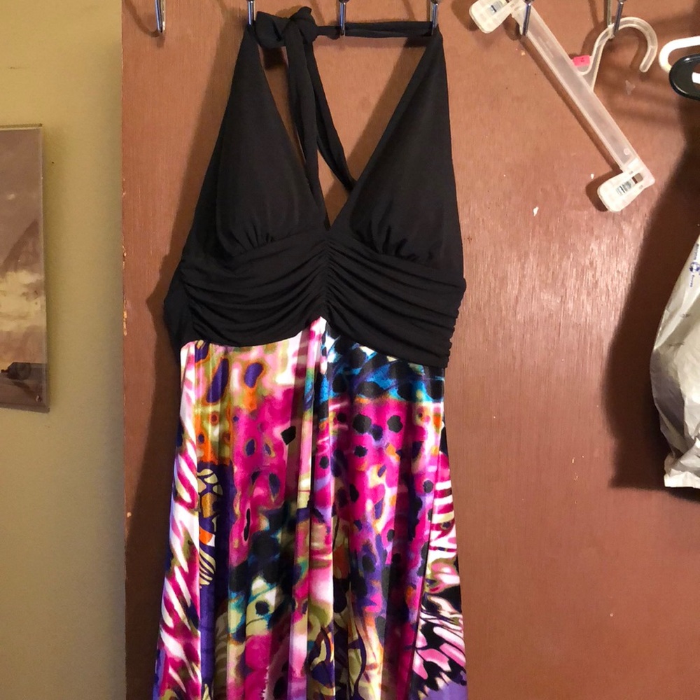 Studio Y halter dress with handkerchief hemline SM